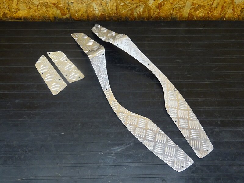 【251217】スカイウェイブ250(CJ46A-114)■ 社外ステップボード アルミ 曲がり小有 | 中古バイクパーツ通販・買取　ジャンクヤード鳥取　JunkYard