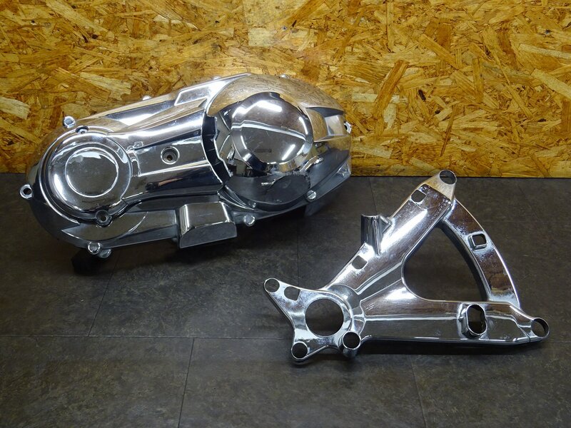 【251217】スカイウェイブ250(CJ46A-114)◆ プーリーカバー スイングアーム メッキカバー 削れ/割れ有 | 中古バイクパーツ通販・買取　ジャンクヤード鳥取　JunkYard