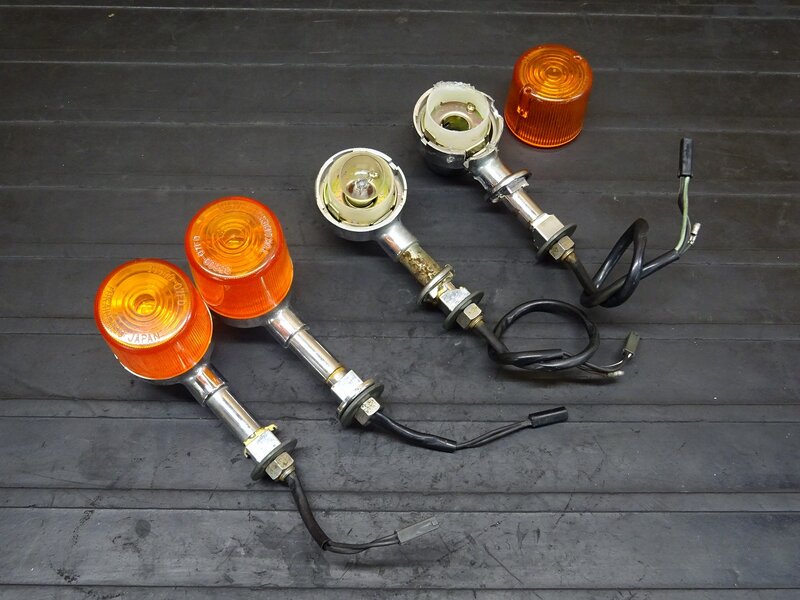 【251226】テンプター(NK43A-100)◆ ウインカー前後左右セット フロント/リアウインカー 破損有 ジャンク!! 【ST400 | 中古バイクパーツ通販・買取　ジャンクヤード鳥取　JunkYard