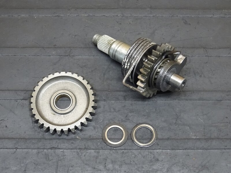 【260103】SDR200(2TV-000)◆ キックスピンドル ギア 削れ有 ジャンク ※エンジンパーツ | 中古バイクパーツ通販・買取　ジャンクヤード鳥取　JunkYard