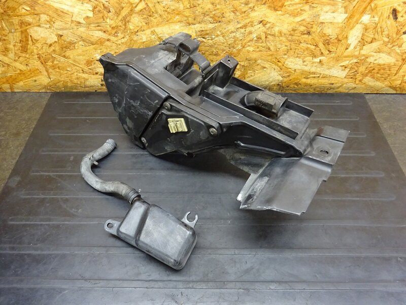 【260111】TDR80 (3GA-001)◆ エアクリーナーボックス エアクリボックス エアクリ ブローバイタンク カット加工有 | 中古バイクパーツ通販・買取　ジャンクヤード鳥取　JunkYard