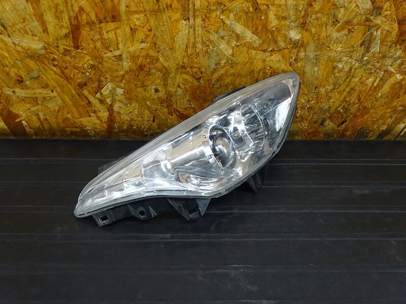 【260201】フォルツァZ(MF08-1018)◇ 社外テールランプ左 ブレーキランプ デイトナ DAYTONA 傷有 | 中古バイクパーツ通販・買取　ジャンクヤード鳥取　JunkYard