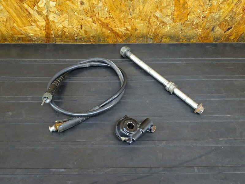 【260203】CRM80(HD12-1100)◇ スピードメーターギア メーターギヤ フロントアクスルシャフト 【後期 | 中古バイクパーツ通販・買取　ジャンクヤード鳥取　JunkYard