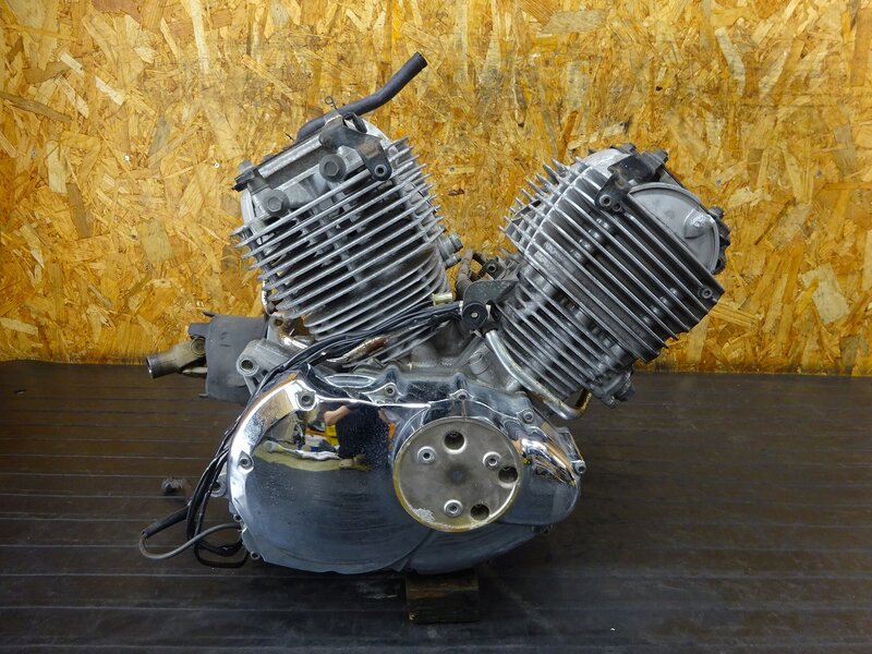 【250526】ドラッグスター400(VH01J-009)◆ 中古エンジン 始動確認後取り外し!! ジェネレーター セルモーター 削れ/腐食有 | 中古バイクパーツ通販・買取　ジャンクヤード鳥取　JunkYard