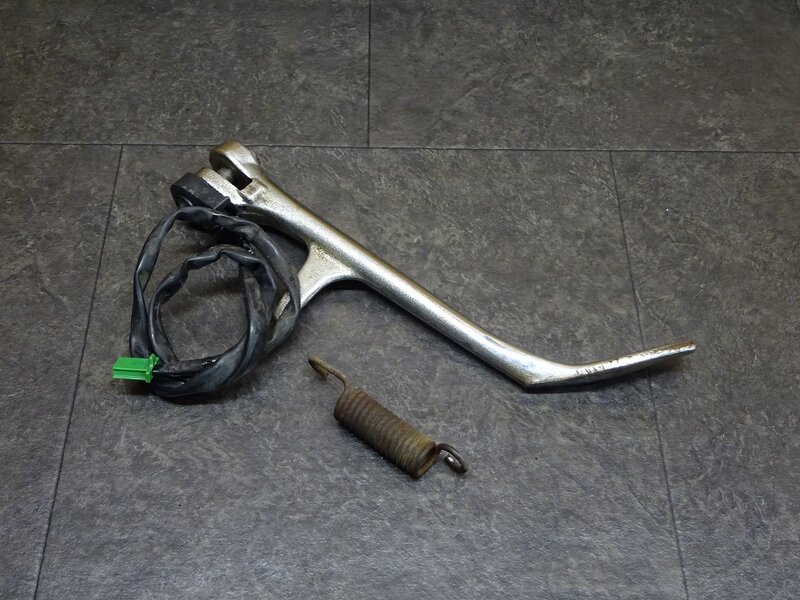 【250801】マグナ250(MC29-1029)◆ サイドスタンド サイドスタンドスイッチ スプリング | 中古バイクパーツ通販・買取　ジャンクヤード鳥取　JunkYard