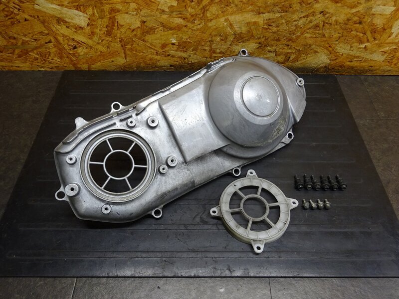 【250806】フォルツァZ(MF08-1317)◆ プーリーカバー エンジンカバー ※エンジンパーツ | 中古バイクパーツ通販・買取　ジャンクヤード鳥取　JunkYard