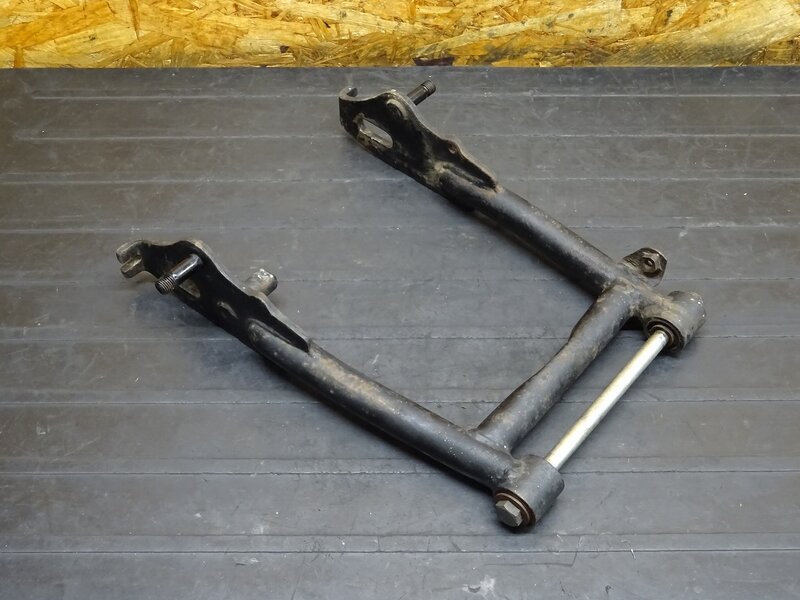 【250826】モンキー(Z50J-1023)◆ スイングアーム ピボットシャフト ※6V | 中古バイクパーツ通販・買取　ジャンクヤード鳥取　JunkYard