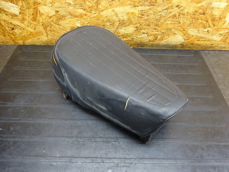 【250826】◆ シート 破れ有 モンキー(Z50J)外し 【検索：ヤマハ YAMAHA TY125S JD03 イーハトーブ | 中古バイクパーツ通販・買取　ジャンクヤード鳥取　JunkYard