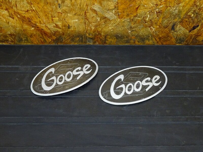 【251012】グース350(NK42A-101)◇ タンクエンブレム 凹み/傷有 【グース250 Goose | 中古バイクパーツ通販・買取　ジャンクヤード鳥取　JunkYard