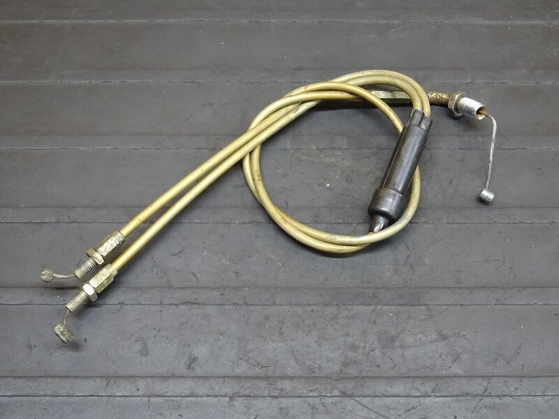 【251044】CB350(CB350-1069)◆ アクセルワイヤー アクセルケーブル 【検索:CB250 エクスポート セニア | 中古バイクパーツ通販・買取 ジャンクヤード鳥取 JunkYard