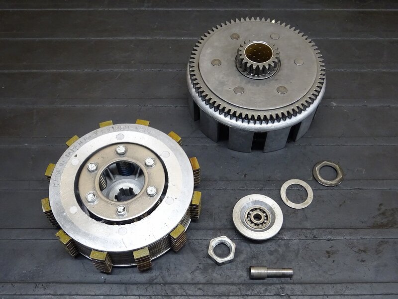 【251114】KDX125SR(DX125A-016)◆ クラッチ クラッチハウジング インナー/アウターハウジング ※エンジンパーツ【検索：200 220 250 | 中古バイクパーツ通販・買取　ジャンクヤード鳥取　JunkYard