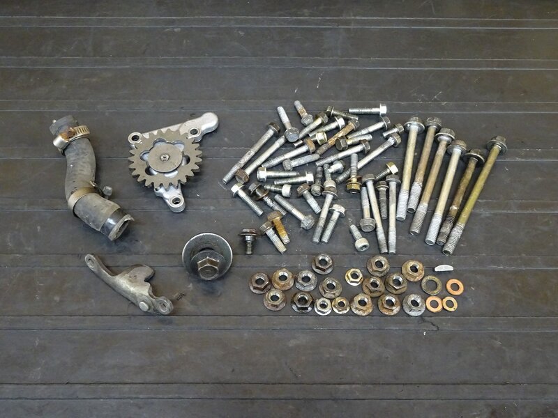 【251122】NSR250R(MC21)◇ エンジンボルトセット クランクケースボルト ミッションギア ※エンジンパーツ【MC16 MC18 88 89 | 中古バイクパーツ通販・買取　ジャンクヤード鳥取　JunkYard