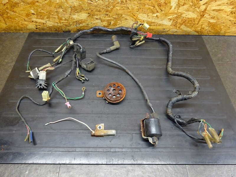 【251215】モトラ(AD05-1002)◆ メインハーネス CDI イグナイター レギュレーター イグニッションコイル 【CT50J | 中古バイクパーツ通販・買取　ジャンクヤード鳥取　JunkYard