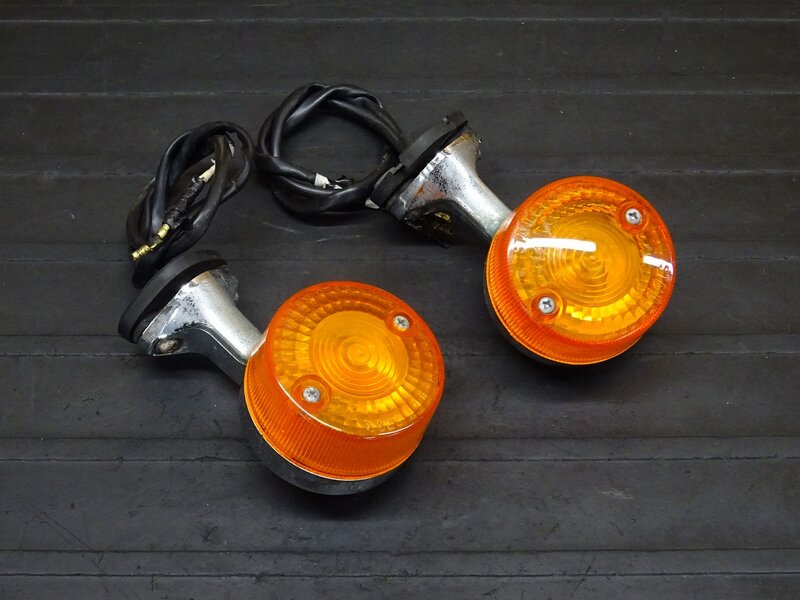 【251227】W650(EJ650A-004)◆ 社外ウインカー2個セット リアウインカー ウィンカー STANLEY 2783 【検索:W400 EJ400A | 中古バイクパーツ通販・買取　ジャンクヤード鳥取　JunkYard