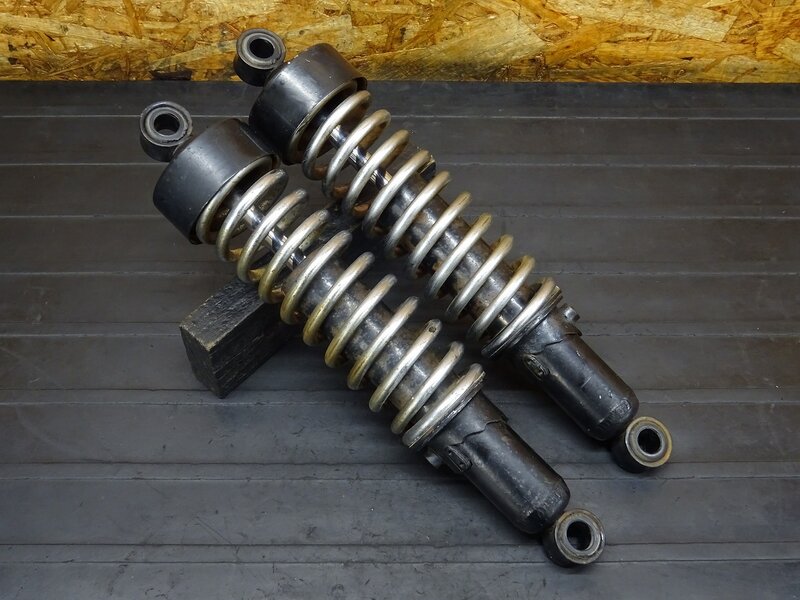 【251234】SR400(1JR-254)◆ リアサスペンション リアサス リヤサス リアショック 錆/色塗り有 【検:SR500 1JN 2J2 2H6 | 中古バイクパーツ通販・買取　ジャンクヤード鳥取　JunkYard