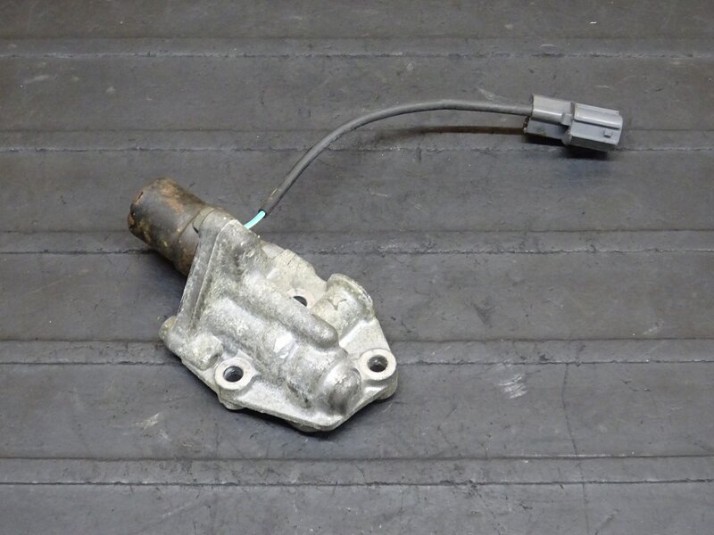 【260306】CB400SF Vtec2(NC39-1044)◆ スプールバルブ Vテックバルブ Vtecバルブ ※エンジンパーツ【SPEC2 スペック2 | 中古バイクパーツ通販・買取　ジャンクヤード鳥取　JunkYard