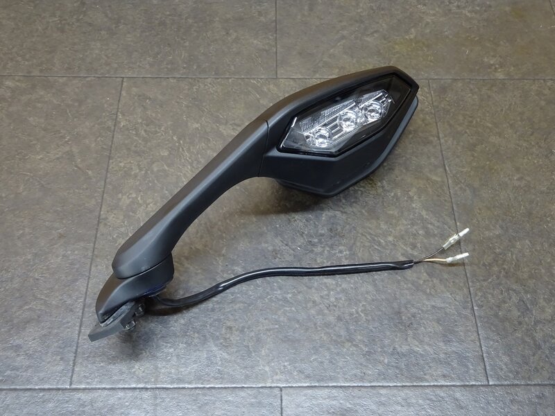 【250505】◆ ミラー左 TOYO 002083 塗装付着/配線加工有 ※検索：YZF-R1 YZF-R6 YAMAHA ヤマハ純正 | 中古バイクパーツ通販・買取　ジャンクヤード鳥取　JunkYard