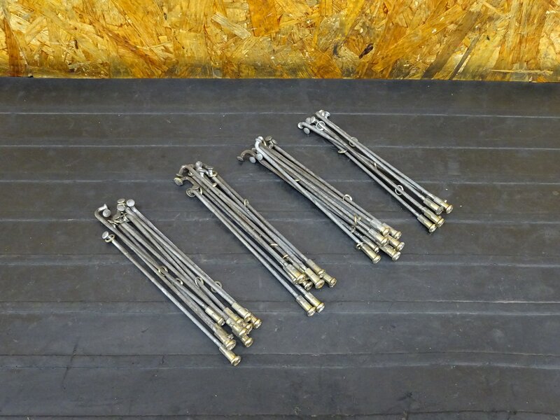 【250610】SR400(1JR-336)◇ リアスポーク 26本 腐食、錆有 【検:SR500 1JN 2J2 2H6 | 中古バイクパーツ通販・買取　ジャンクヤード鳥取　JunkYard