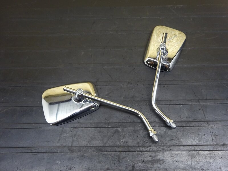 【250616】KSR110(KL110A-000)◆ 社外ミラー スクエア 角型 10mm | 中古バイクパーツ通販・買取　ジャンクヤード鳥取　JunkYard