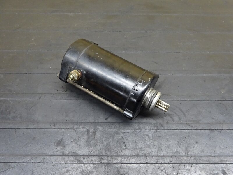 【250623】W650(EJ650A-032)◆ セルモーター セルスターター スターターモーター 錆有 ※エンジンパーツ【検索：W400 EJ400A | 中古バイクパーツ通販・買取　ジャンクヤード鳥取　JunkYard