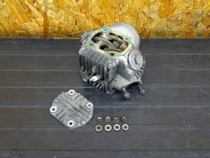 【250708】スーパーカブ90(HA02-1946)◇ シリンダーヘッドセット カムシャフト ロッカーアーム ※エンジンパーツ【セル付 3速 ロータリー | 中古バイクパーツ通販・買取　ジャンクヤード鳥取　JunkYard
