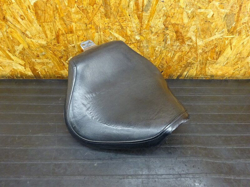 【250821】ドラッグスター1100(VP10J-000)◇ メインシート フロントシート 破れ 汚れ有 | 中古バイクパーツ通販・買取　ジャンクヤード鳥取　JunkYard
