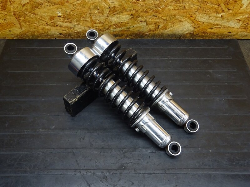【250902】SR400(RH16J-011)◆ リアサスペンション リアサス リヤサス リアショック 【ファイナルエディション | 中古バイクパーツ通販・買取　ジャンクヤード鳥取　JunkYard