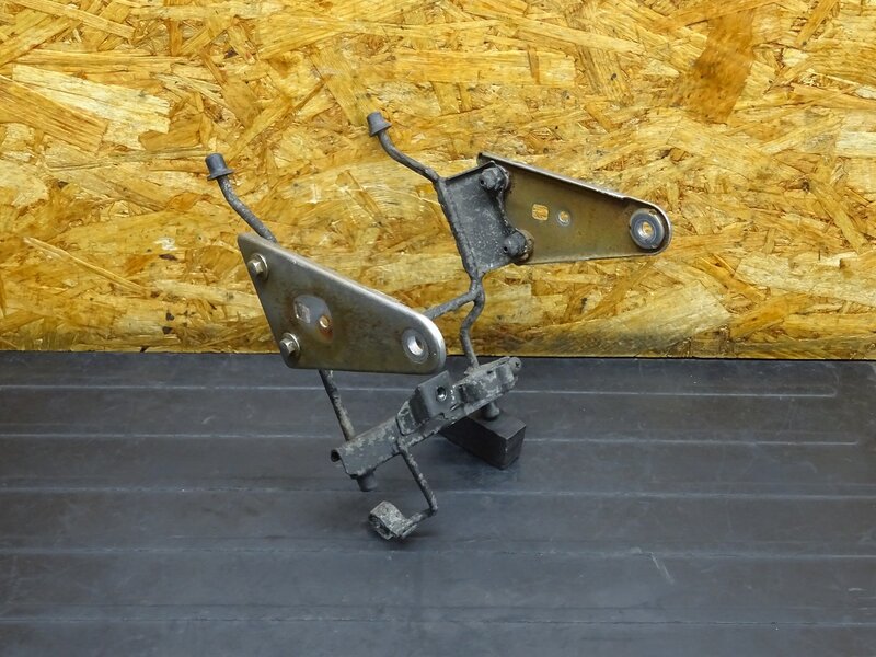 【251008】VT250スパーダ(MC20-1004)◆ ヘッドライトステー 変形有 | 中古バイクパーツ通販・買取　ジャンクヤード鳥取　JunkYard