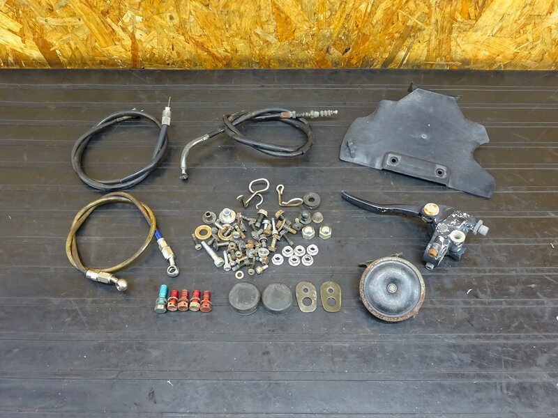【251103】ZRX400(ZR400E-004)◇ ボルトセット クラッチレバー ワイヤー ホース バンジョーボルト カバー ホーン 【前期 ZRX-2 ZRX-Ⅱ | 中古バイクパーツ通販・買取　ジャンクヤード鳥取　JunkYard