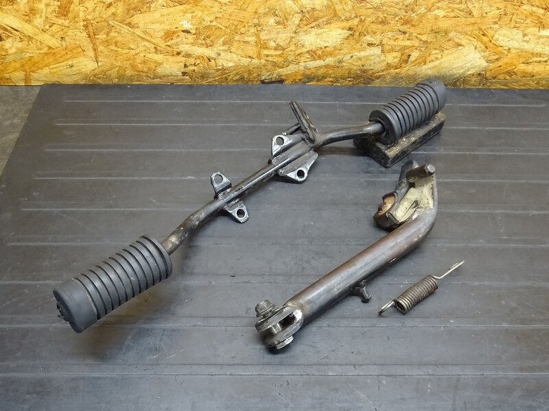 【251104】ベンリィ90S(HA03-1110)◆ メインステップ ステップ サイドスタンド スプリング ※検索：CD90/50【12V | 中古バイクパーツ通販・買取　ジャンクヤード鳥取　JunkYard