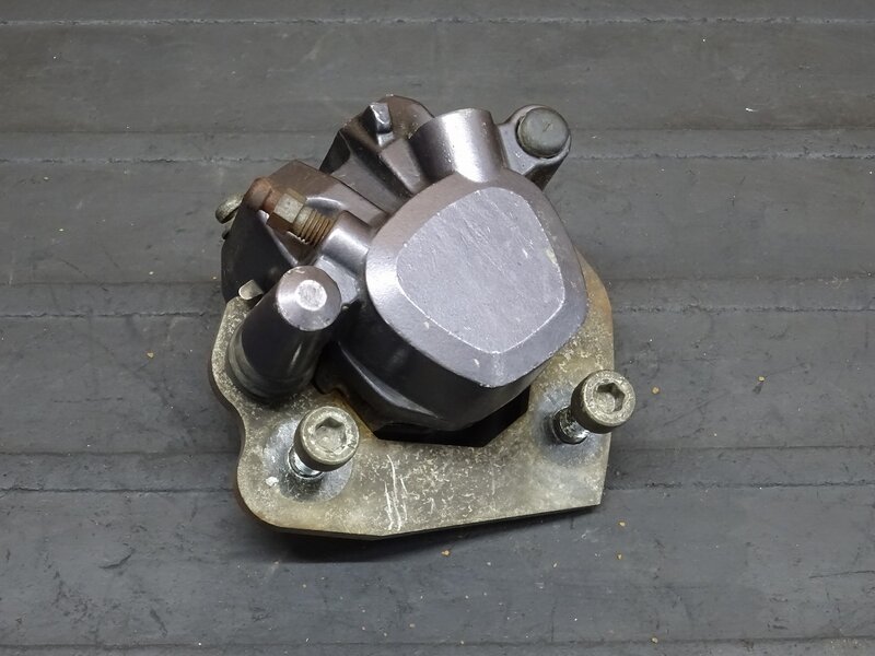 【251118】KDX200SR(DX200G-004)◆ フロントブレーキキャリパー 【検索:125 220 250 | 中古バイクパーツ通販・買取　ジャンクヤード鳥取　JunkYard