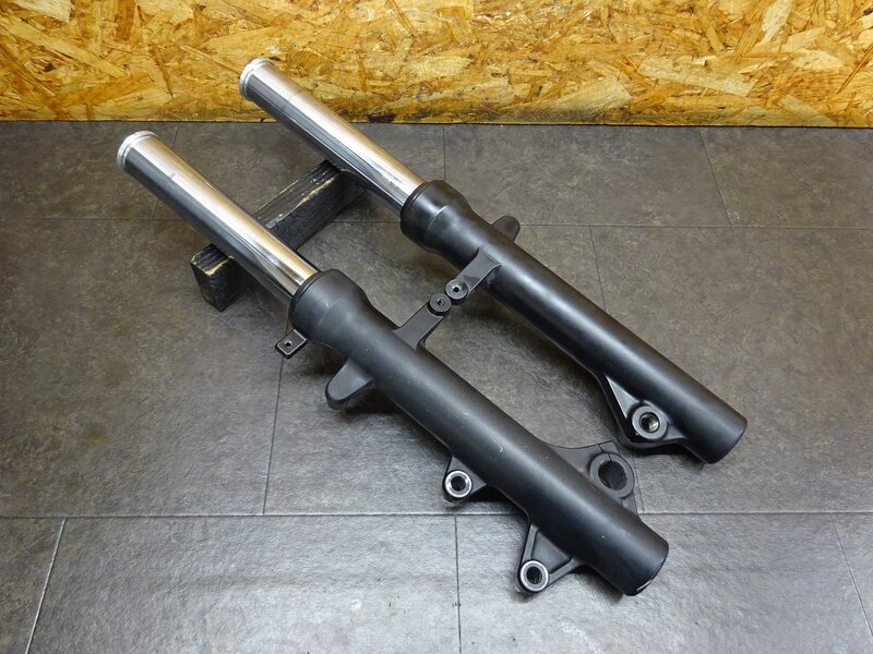 【251210】スカイウェイブ250S(CJ46A-104)◆ フロントフォーク インナーチューブ ボトムケース | 中古バイクパーツ通販・買取　ジャンクヤード鳥取　JunkYard