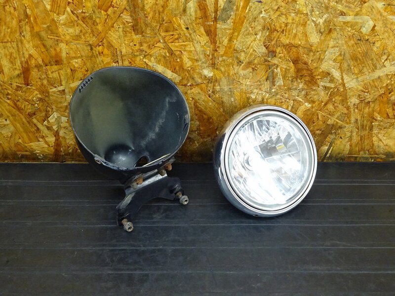 【251231】バルカン400ドリフター(VN400D-000)◇ ヘッドライト ヘッドライトレンズ ヘッドライトケース(変形有) | 中古バイクパーツ通販・買取　ジャンクヤード鳥取　JunkYard