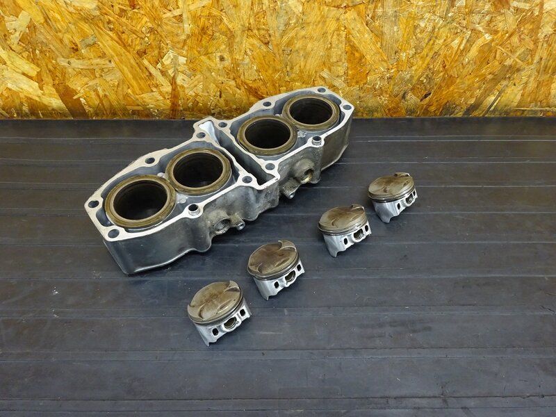 【260301】ZZR400(ZX400N-008)◇ シリンダー ピストン ※検:ZRX400 【エンジンパーツ ZZ-R400 | 中古バイクパーツ通販・買取　ジャンクヤード鳥取　JunkYard