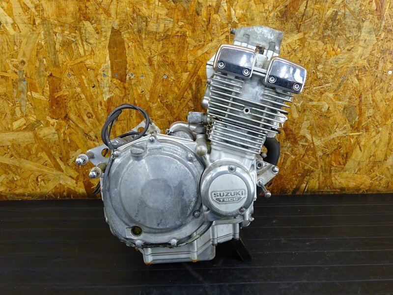 【260313】GSX250S(GJ76A-103)◇ 中古エンジン 始動確認後取り外し!! ジェネレーター セルモーターネジ残り有 【刀 カタナ | 中古バイクパーツ通販・買取　ジャンクヤード鳥取　JunkYard
