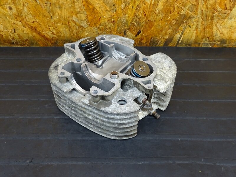 【250602】SR500(2J2-184)◇ シリンダーヘッド バルブ 【エンジンパーツ ※検索：1JN SR400 1JR 2H6 | 中古バイクパーツ通販・買取　ジャンクヤード鳥取　JunkYard