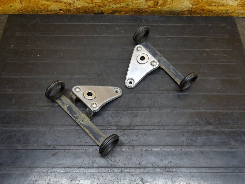 【250909】テンプター(NK43A-101)◆ ヘッドライトステー左右セット ウインカーステー 【ST400 | 中古バイクパーツ通販・買取　ジャンクヤード鳥取　JunkYard