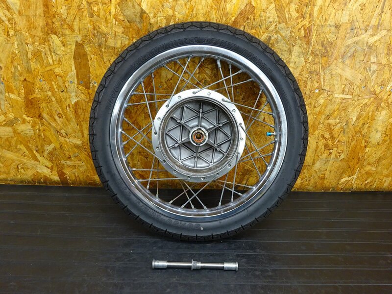 【251037】エストレヤカスタム(BJ250A)◇ フロントホイール 18×1.85 TAKASAGO タカサゴリム アクスルシャフト 【エストレア RS キャブ車 | 中古バイクパーツ通販・買取 ジャンクヤード鳥取 JunkYard