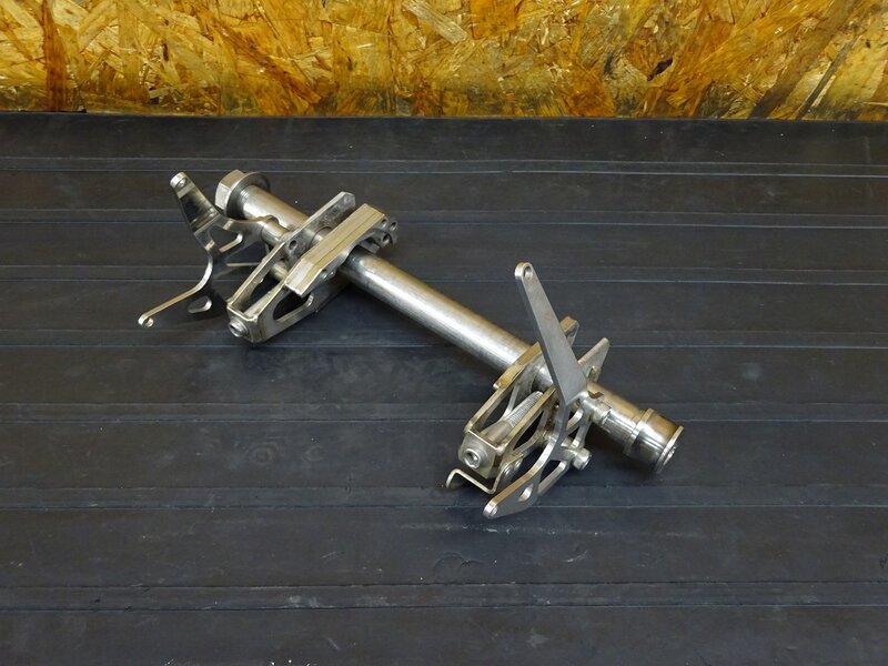 【251038】◇ 社外リアアクスルシャフト スタンドフック チェーンアジャスター/引き 20Φ ※検索:CBR400RR NC29 | 中古バイクパーツ通販・買取 ジャンクヤード鳥取 JunkYard