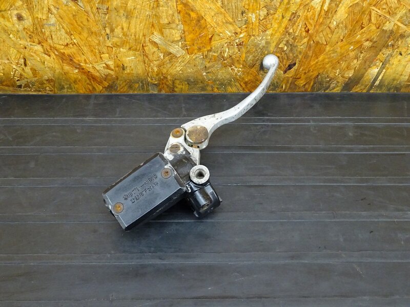 【251103】ZRX400(ZR400E-004)◇ フロントブレーキマスターシリンダー ブレーキマスター Φ5/8 ネジ山潰れ/曲がり有 【前期 ZRX-2 ZRX-Ⅱ | 中古バイクパーツ通販・買取　ジャンクヤード鳥取　JunkYard