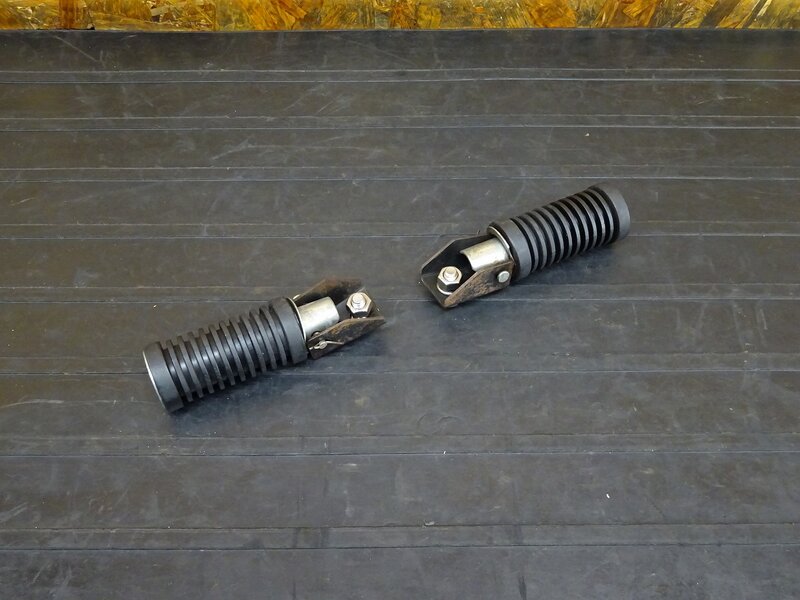 【251108】◇ タンデムステップ左右セット ペグ 汎用 | 中古バイクパーツ通販・買取　ジャンクヤード鳥取　JunkYard