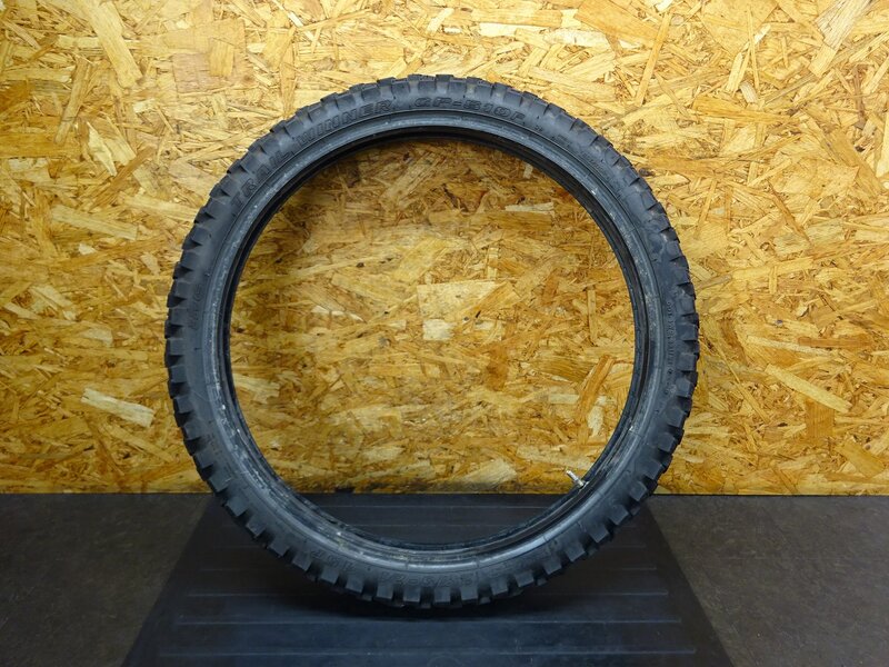 【251114】KDX125SR(DX125A-016)◆ 中古タイヤ 2.75-21 フロントタイヤ iRC オフロード 23年24週 【検索：200 220 250 | 中古バイクパーツ通販・買取　ジャンクヤード鳥取　JunkYard