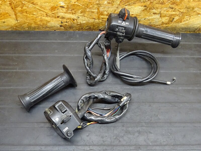 【251123】XS650SP(3G5-459)◆ ハンドルスイッチ左右セット スイッチボックス スイッチ破損有 【SPL スペシャル | 中古バイクパーツ通販・買取　ジャンクヤード鳥取　JunkYard