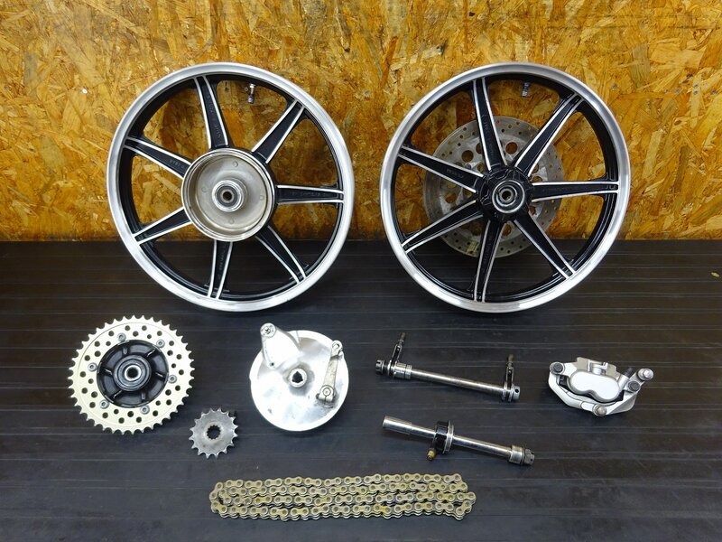 【251124】SR400◆ キャストホイール前後セット 大八キャスト ワイズギア F:18×1.85 R:18×2.15 520コンバートキット※2H6 1JR RH16/03/01 | 中古バイクパーツ通販・買取　ジャンクヤード鳥取　JunkYard