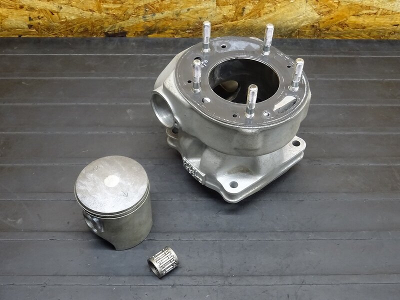 【260103】SDR200(2TV-000)◆ シリンダー ピストン ※エンジンパーツ | 中古バイクパーツ通販・買取　ジャンクヤード鳥取　JunkYard