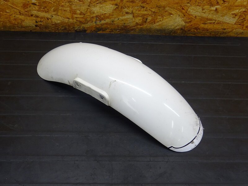 【260111】TDR80 (3GA-001)◆ フロントフェンダー 削れ/割れ有 | 中古バイクパーツ通販・買取　ジャンクヤード鳥取　JunkYard