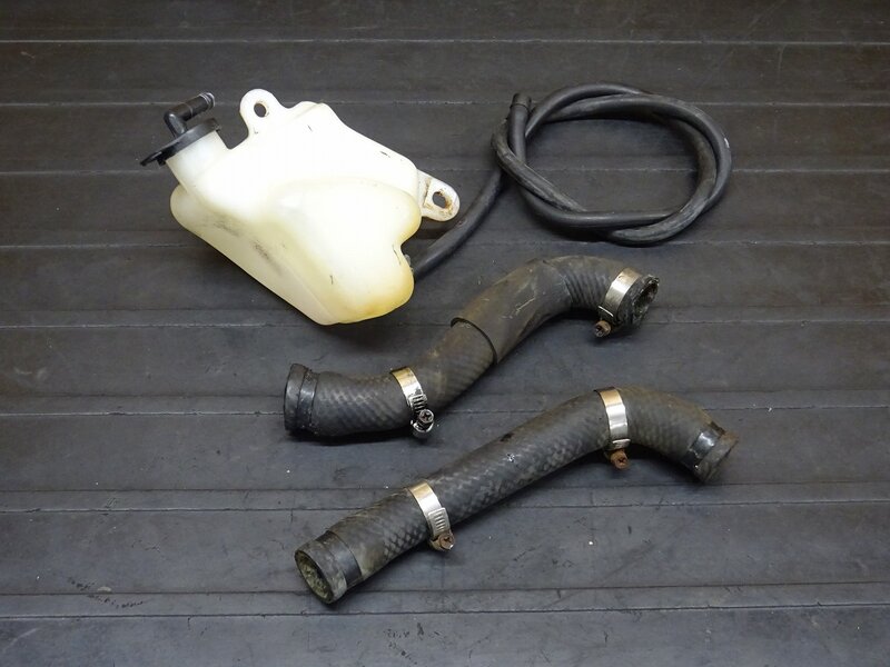 【260111】TDR80 (3GA-001)◆ リザーブタンク リザーバータンク クーラント/サブタンク ラジエーターホース | 中古バイクパーツ通販・買取　ジャンクヤード鳥取　JunkYard