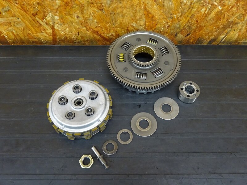 【260301】ZZR400(ZX400N-008)◇ クラッチ クラッチハウジング アウター/インナーハウジング ※検:ZRX400 【エンジンパーツ ZZ-R400 | 中古バイクパーツ通販・買取　ジャンクヤード鳥取　JunkYard