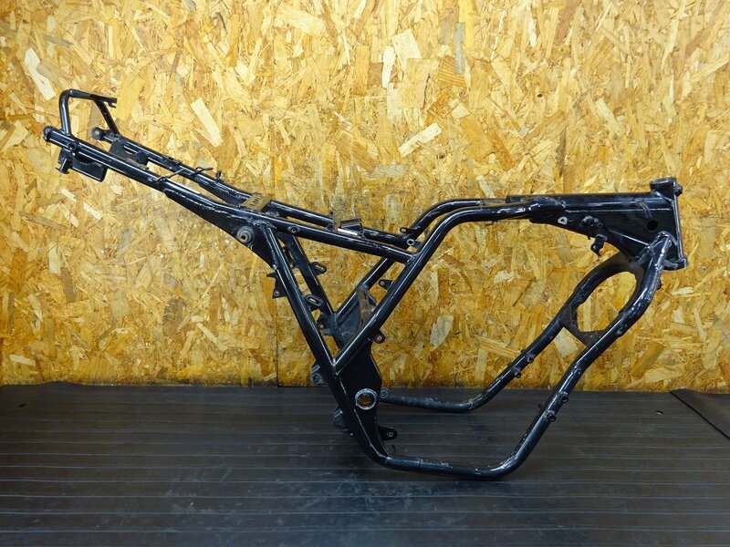 【260306】CB400SF Vtec2(NC39-1044)◆ 書付中古フレーム メインフレーム 削れ有 【SPEC2 スペック2 | 中古バイクパーツ通販・買取　ジャンクヤード鳥取　JunkYard
