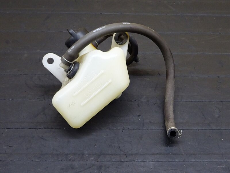 【250622】バイト(AF59-1001)◆ リザーブタンク クーラントタンク 【検索：AF55 AF56 AF57 AF58 | 中古バイクパーツ通販・買取　ジャンクヤード鳥取　JunkYard